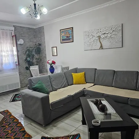 Karafili דירה